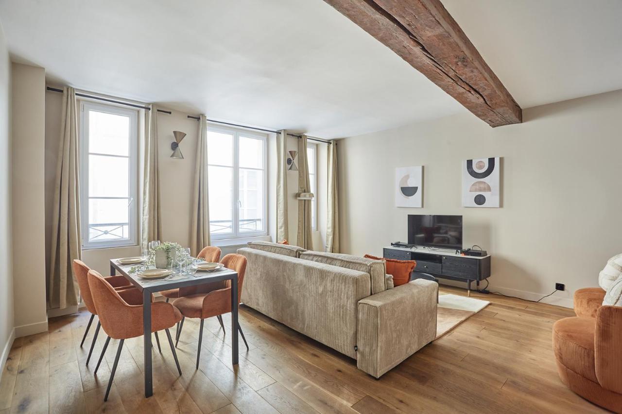 Apartment Louvre Museum By Studio Prestige Parigi Esterno foto